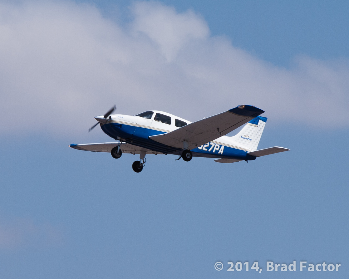 Piper Archer at KDVT